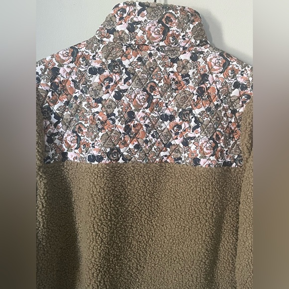 Vera Bradley Teddy Fleece Floral Quilted Green Sage 1/4 Zip Pullover Size XL NEW - Picture 10 of 12